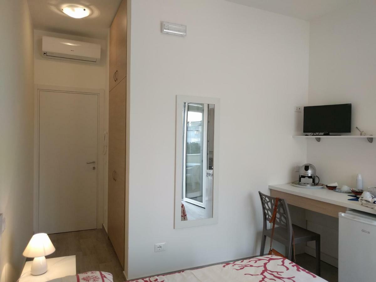 Camere Mare Manu Porto Cesareo Buitenkant foto