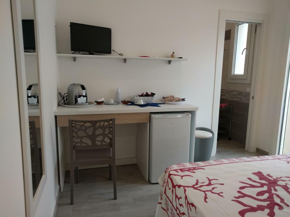 Camere Mare Manu Porto Cesareo Buitenkant foto