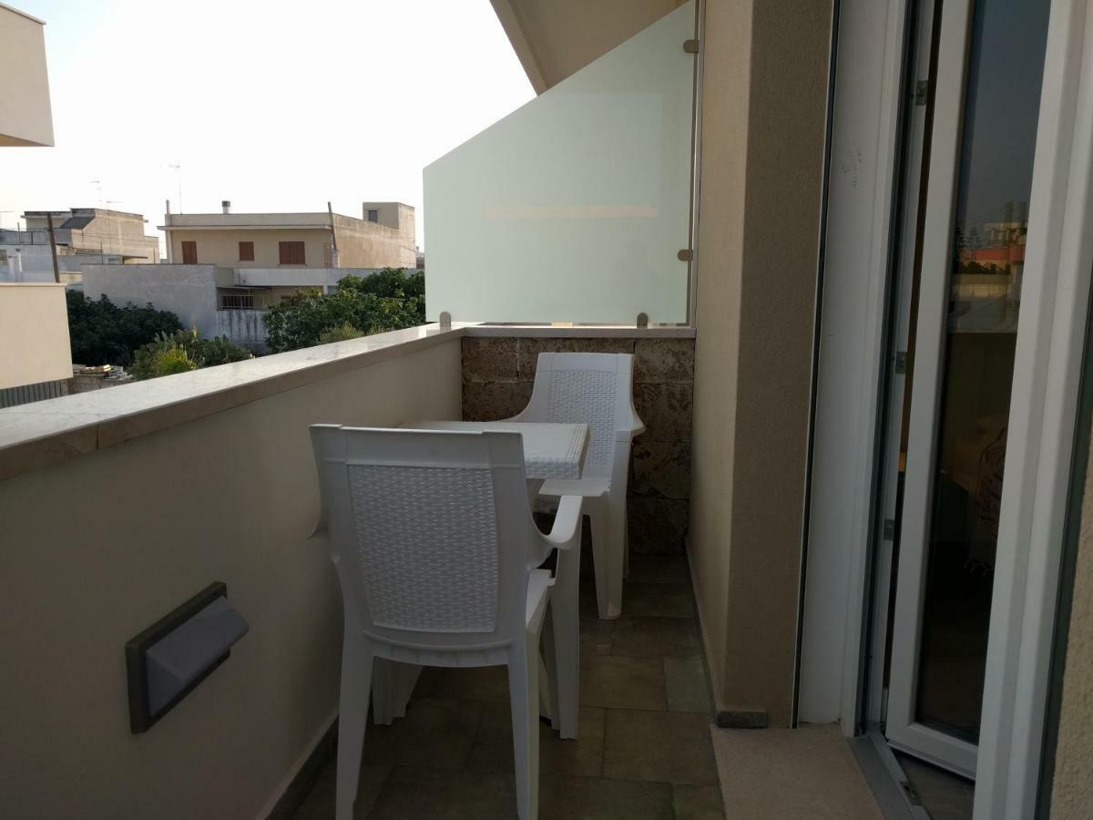Camere Mare Manu Porto Cesareo Buitenkant foto
